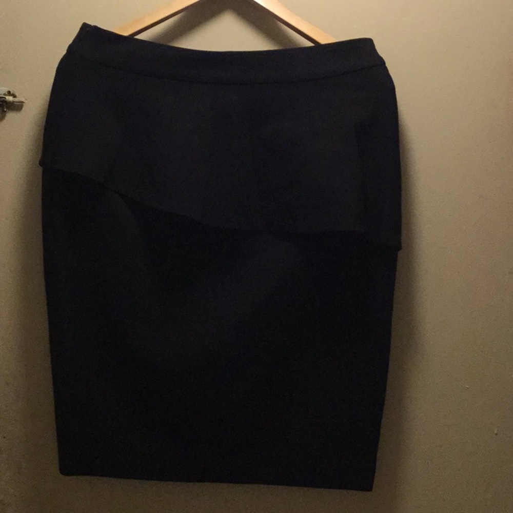 Ann Taylor black pencil skirt